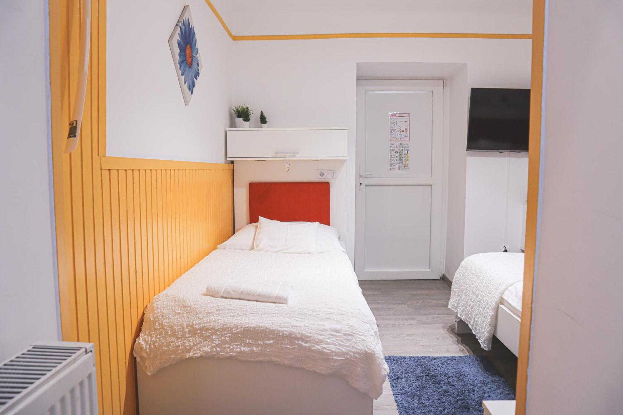 Bed & Breakfast Szivárvány Panzió Szeged