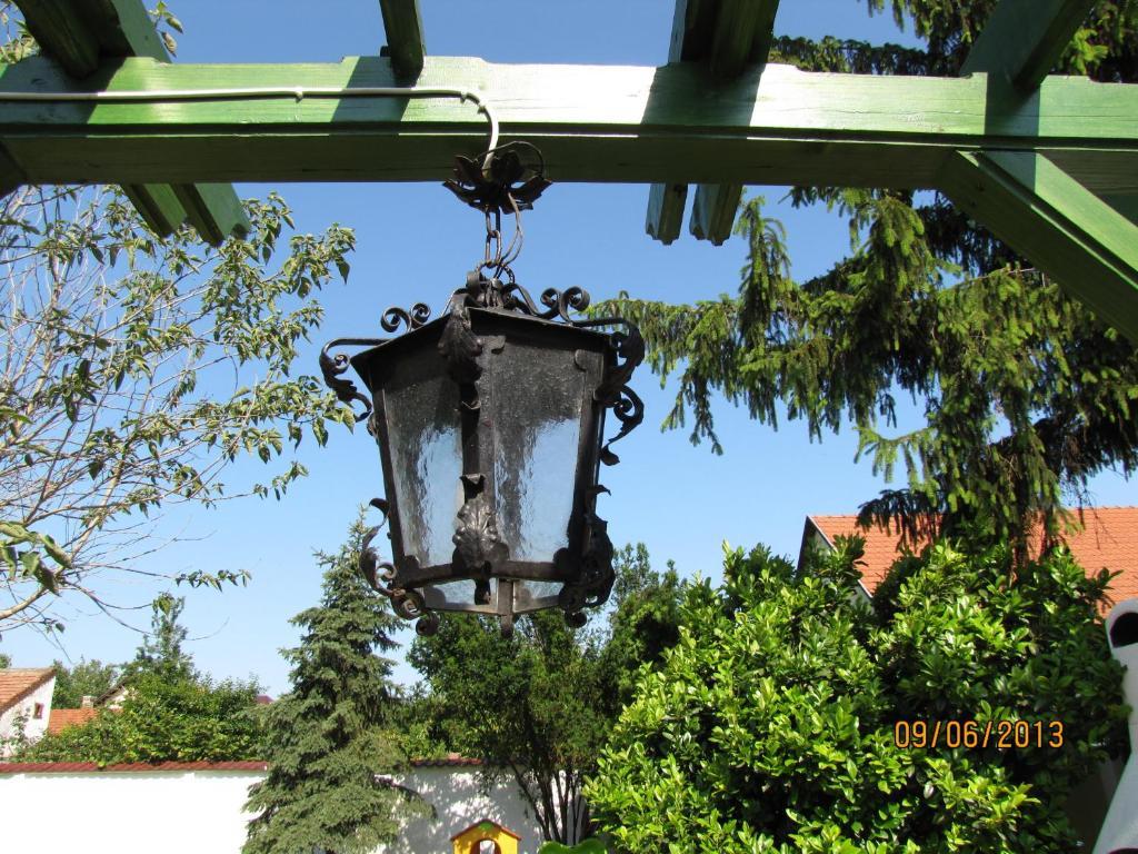 Szivárvány Panzió